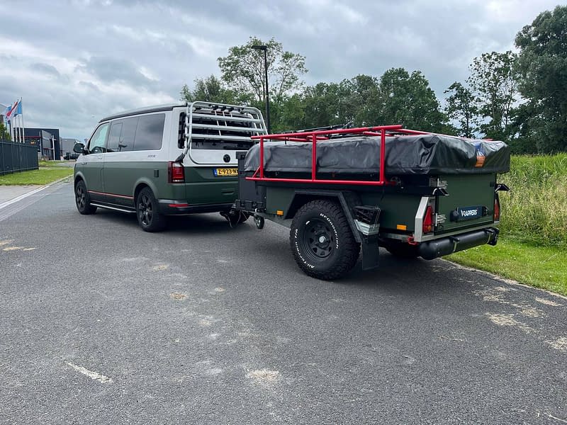 transporter-camper-gewrapt-met-kar