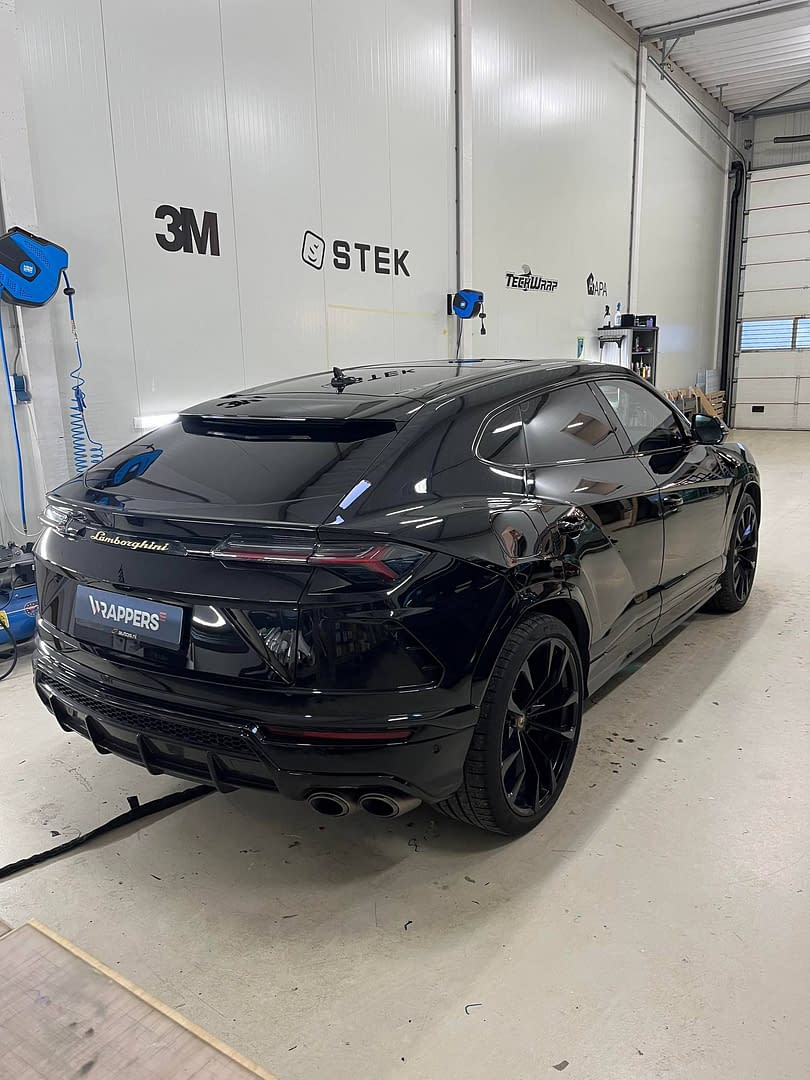 lamborghini-urus-carwrap-zijdeglans-folie-03 lamborghini-urus-carwrap-zijdeglans-folie-03